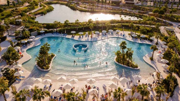 Malibu-Bay-wave-pool